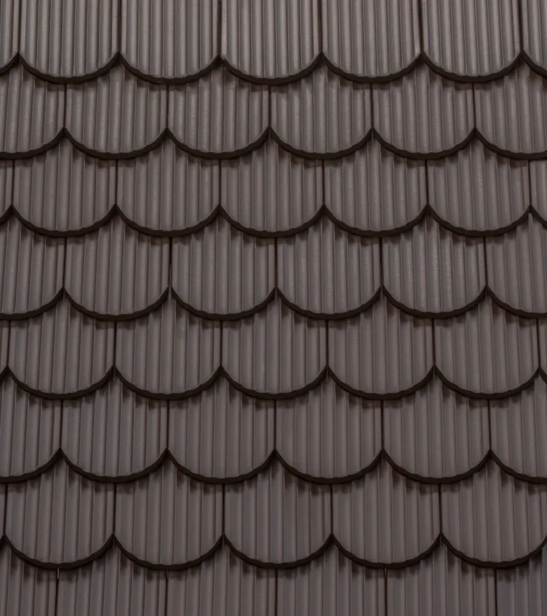 Sötétbarna   engób