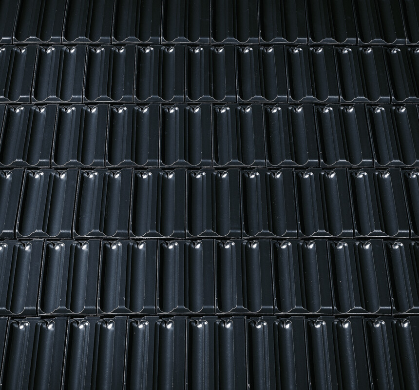 Fekete   üvegmáz – laying